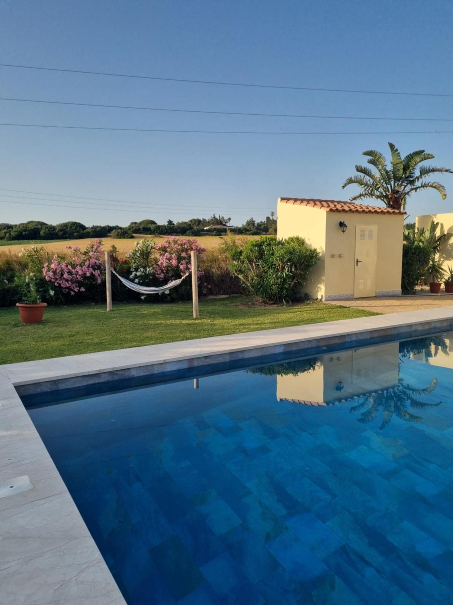 Traumhaus Fuer 6 Personen Mit Spektakulaerem Privaten Pool Und Schoenem Ausblick In Die Natur Hozanejos Exterior foto